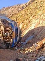 واژگونی مینی‌بوس در ورزقان/ ۶ کشته و ۱۱ مصدوم