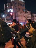 اسرائیل خود را برای پاسخ هماهنگ شده‌ای از سوی ایران و احزاب و گروه‌ها در یمن، لبنان، سوریه و عراق آماده می‌کند / پاسخ ایران احتمالا در پایان این هفته خواهد بود / پاسخ ایران ممکن است شامل پهپادهای انفجاری و موشک‌های بالستیک و کروز باشد / برخلاف حمله آوریل گذشته، ایران پایگاه‌هایی در مرکز اسرائیل را هدف قرار دهد