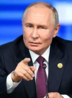 پوتین: روسیه ۴ هزار نیروی ایرانی را از سوریه به تهران منتقل کرد / هنوز بشار اسد را پس از آمدن به مسکو ندیدهام اما قصد دارم این کار را انجام دهم / نمیدانیم تا چه حد به پایگاههایمان در سوریه نیاز داریم / سقوط اسد به معنای شکست روسیه نیست پوتین: روسیه ۴ هزار نیروی ایرانی را از سوریه به تهران منتقل کرد / هنوز بشار اسد را پس از آمدن به مسکو ندیدهام اما قصد دارم این کار را انجام دهم / نمیدانیم تا چه حد به پایگاههایمان در سوریه نیاز داریم / سقوط اسد به معنای شکست روسیه نیست