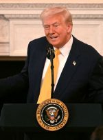 ترامپ: به نتانیاهو درباره حمله به ایران هشدار دادم / ما به یک راه‌حل نزدیک شده‌ایم؛ تهران خواهان توافق است و این وضعیت ممکن است تغییر کند / امکان دستیابی به توافق با ایران در چند هفته آینده وجود دارد